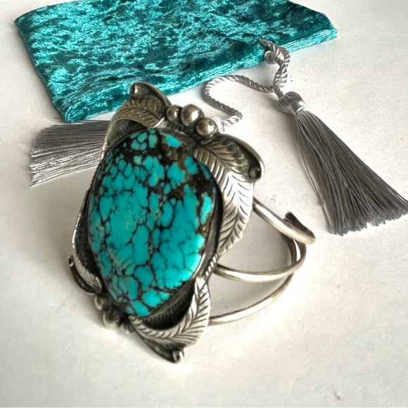BEAUTIFUL “ONE OF A KIND” 2” KINGMAN Turquoise Silver Artisan STATEMENT Bracelet - Picture 6 of 16